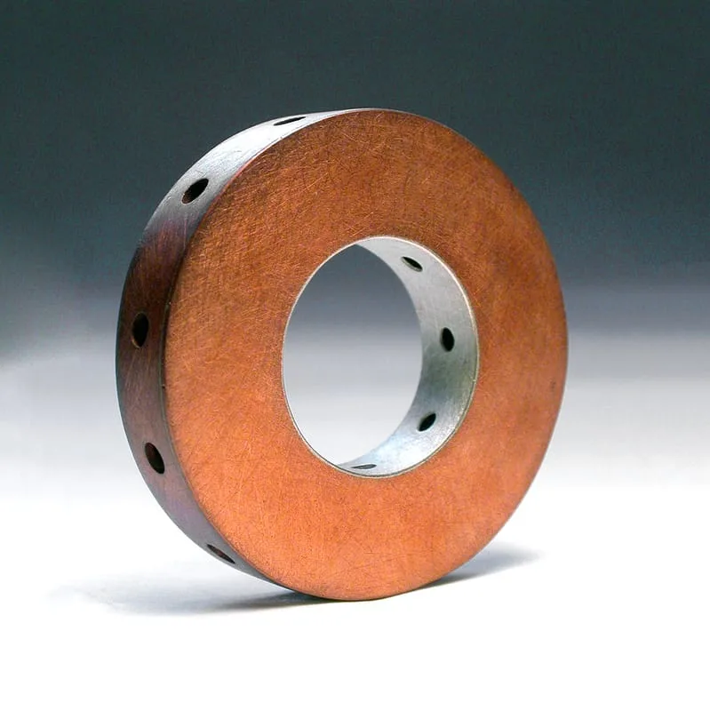 object brooch 2
