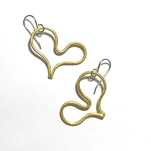 Sweet Hearts Earrings in golden brass